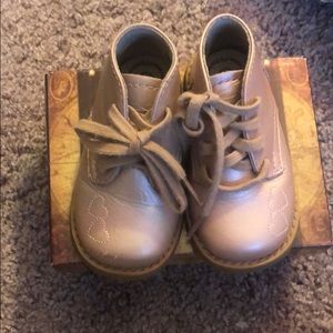 Footmates rose gold shoe